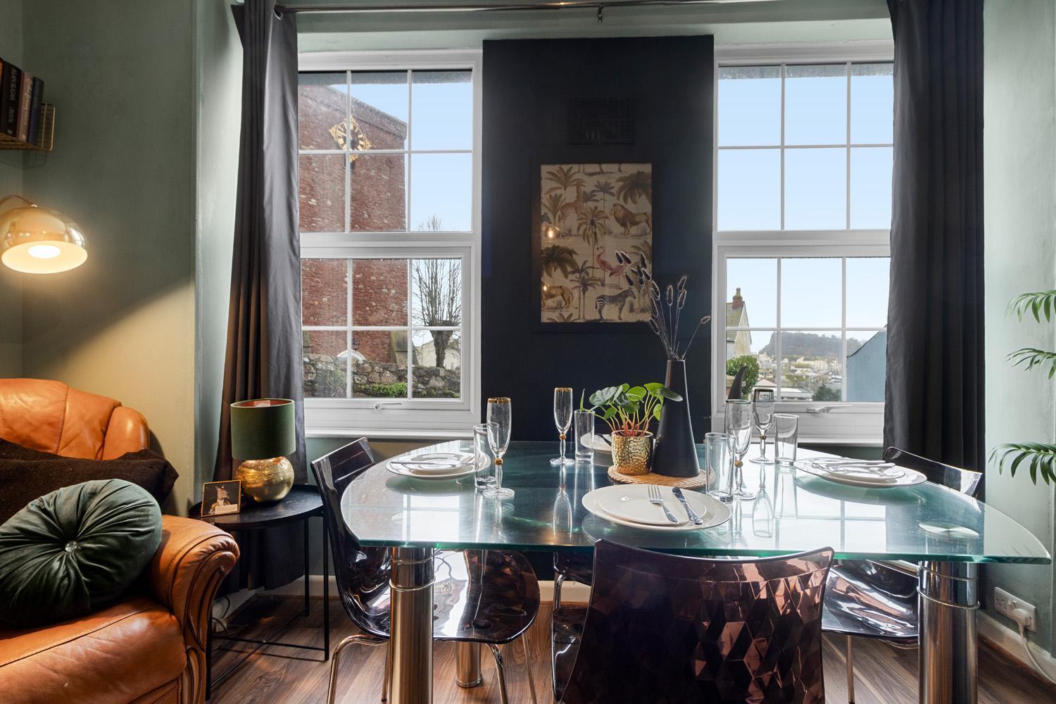 Stylish 2 Bed Apartment Near Beach, Parking, Wifi, Netflix Teignmouth Eksteriør billede